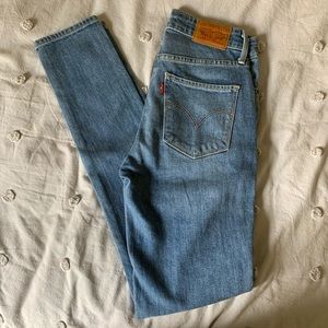 721 Levi’s